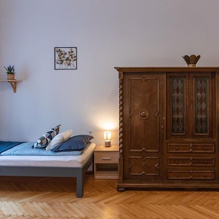 Viol Apartment Budapest Eksteriør bilde