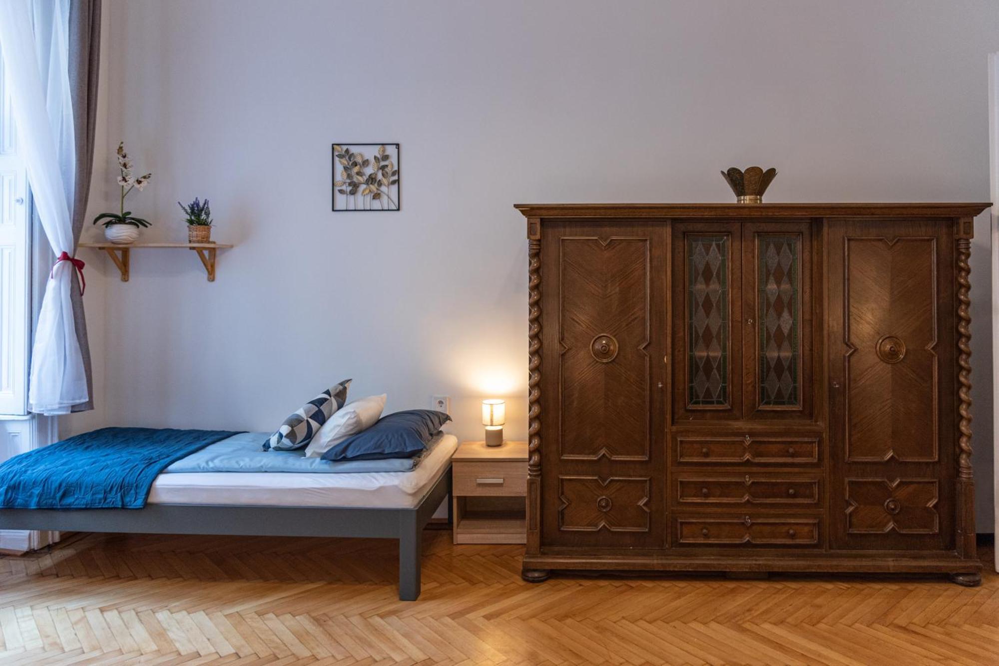 Viol Apartment Budapest Eksteriør bilde