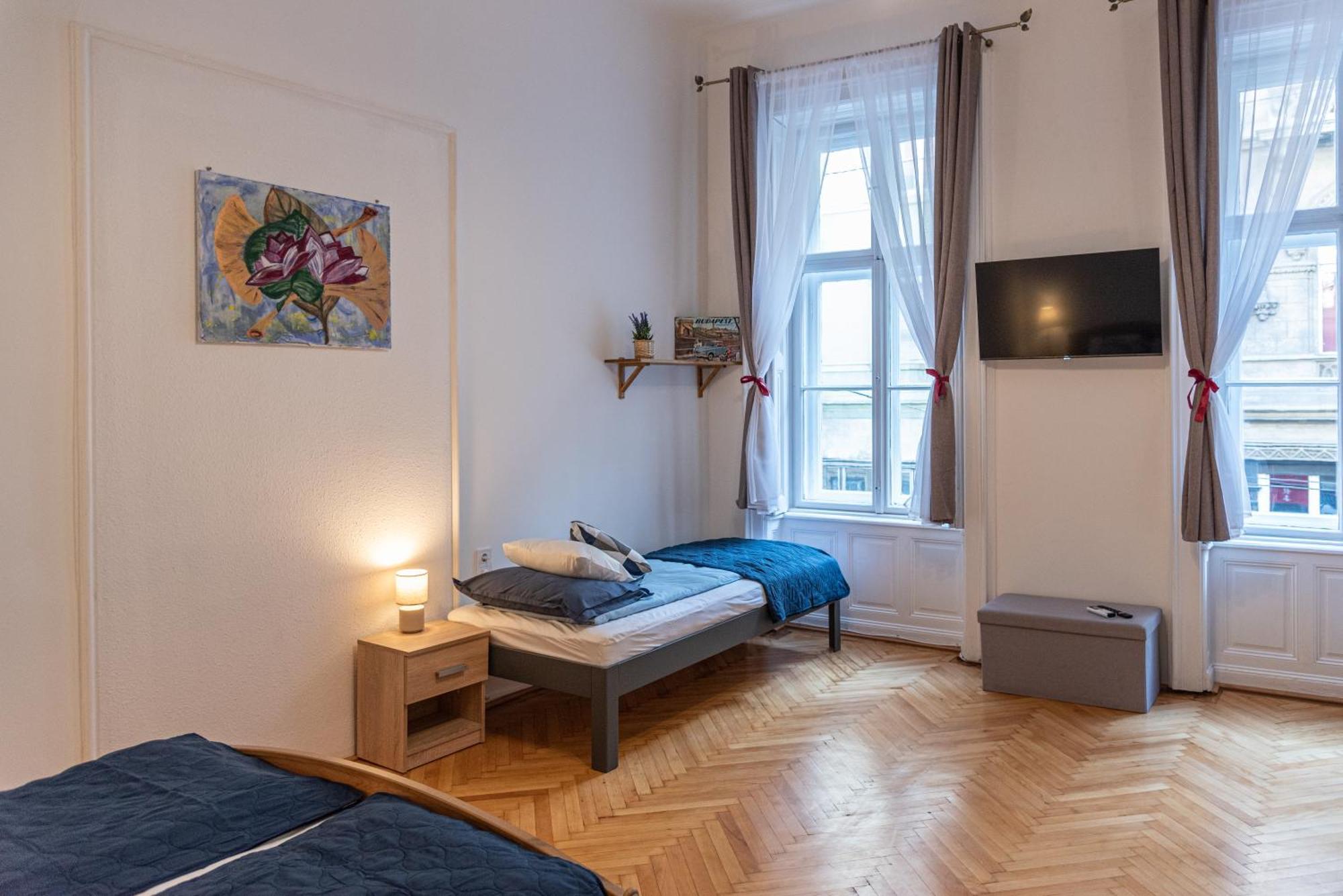 Viol Apartment Budapest Eksteriør bilde