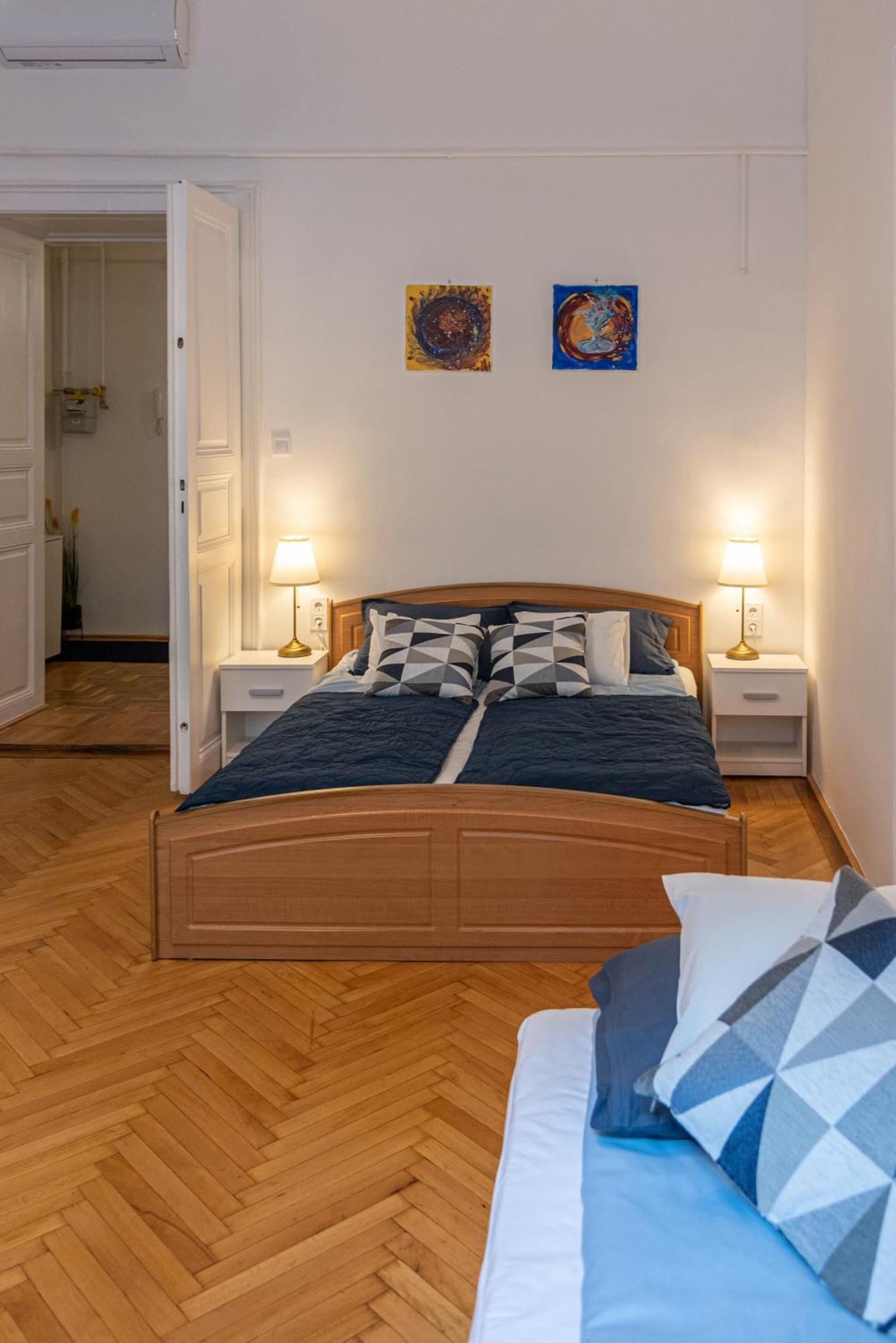 Viol Apartment Budapest Eksteriør bilde